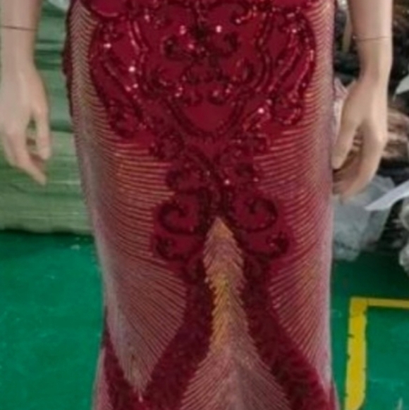 WIne Red, Floral, Sleeveless,  Round Back, V Neck,  Sequined Mermaid Gown - Picture 13 of 16